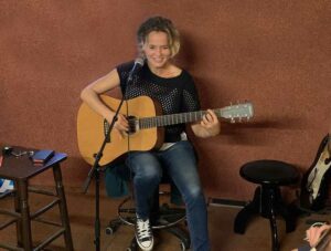 Angelique Tol Kraakman - Gitaarles Heerhugowaard